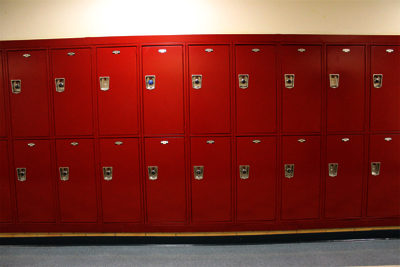 New lockers have some students seeing red