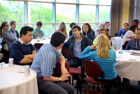 Boston MA 5/19/16 Michael Rezendes speaking to a group of High School students at the Boston Globe on Thursday May 19, 2016. (Photo by Matthew J. Lee/Globe staff) topic: reporter: