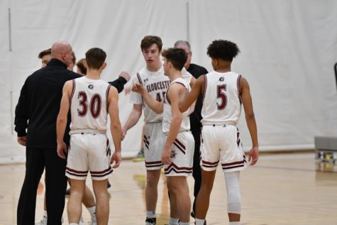 Fishermen basketball remains undefeated after win against Swampscott