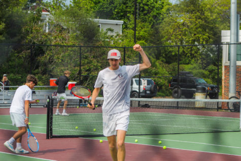 Boys tennis celebrates Senior Night