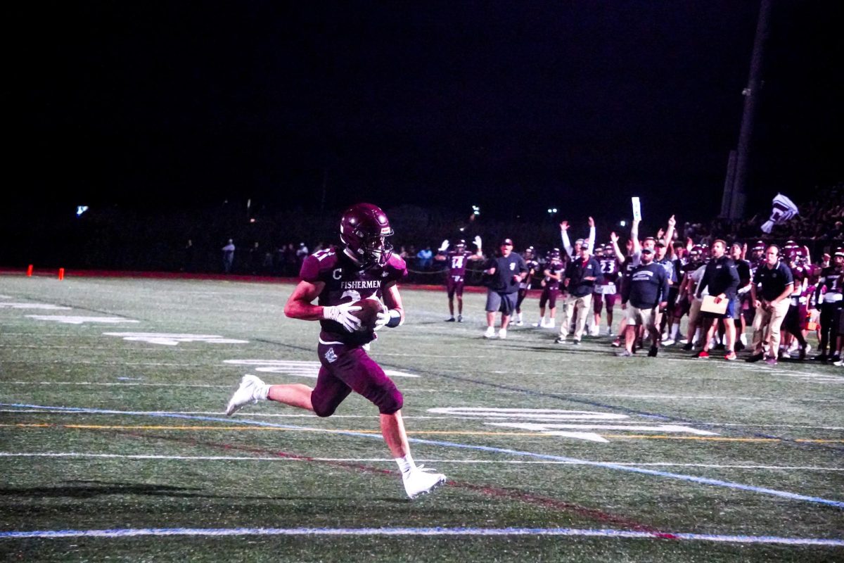 Joe Allen rushes for a touchdown in Gloucester's 34-33 win over Bishop Fenwick.